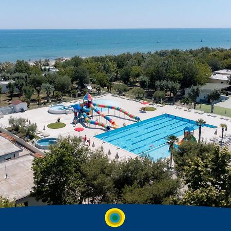 Hotel Club Del Sole Stork Family Collection Giulianova Exterior foto